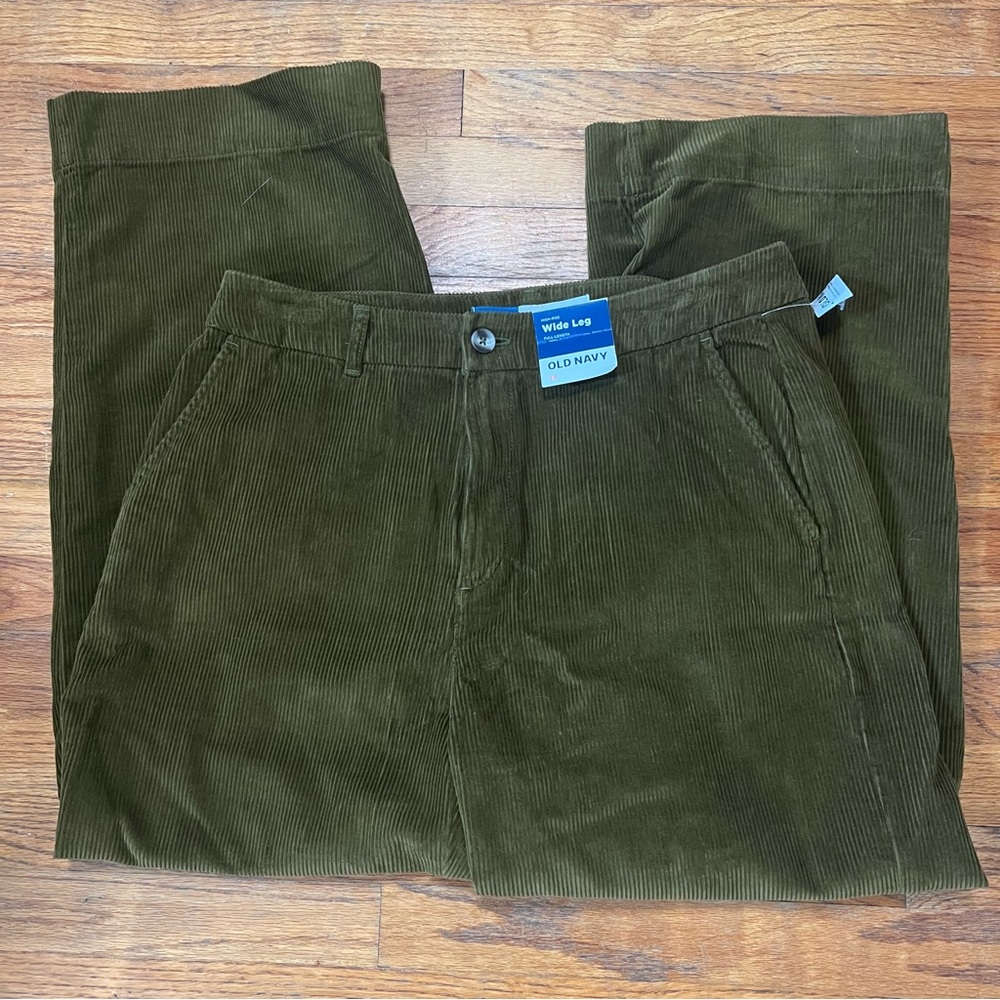 Old Navy Corkwood Corduroy Pants Relaxed Fit